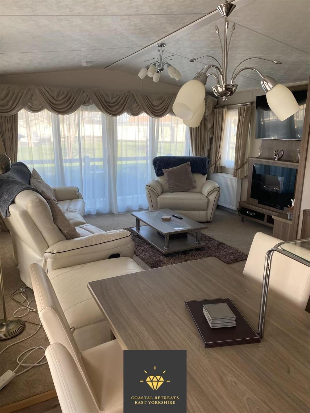 2 Bed, 2 Bath Lodge Style Caravan With Hot Tub & Private Garden At Patrington Haven Leisure Park Eksteriør bilde